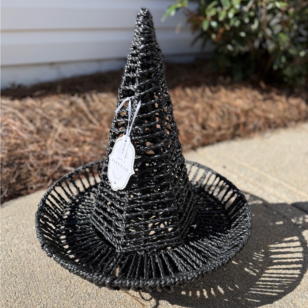Black Seagrass Witch Hats - Set of 2 - NWT - Picture 2 of 14